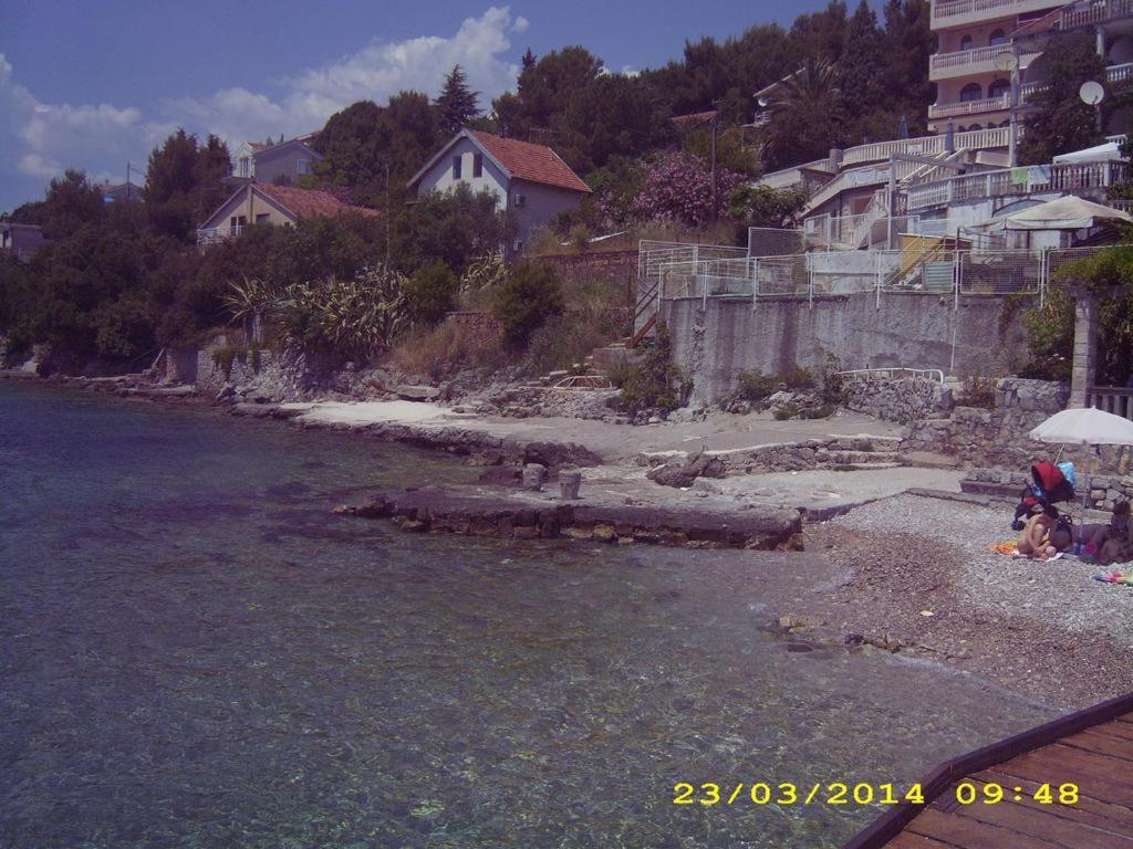 Apartmani Vukovic 蒂瓦特 外观 照片